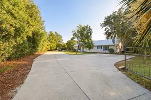16723 SE 173rd Terrace Rd, Weirsdale, FL 32195 - Photo 33