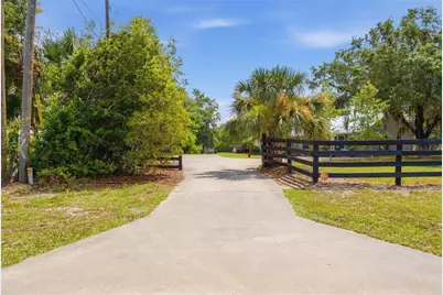 16723 SE 173rd Terrace Road, Weirsdale, FL 32195 - Photo 37
