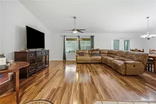 16723 SE 173rd Terrace Rd, Weirsdale, FL 32195 - Photo 5