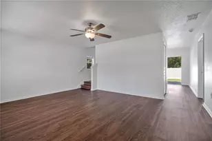 10225 Summerview Cir, Riverview, FL 33578 - Photo 9
