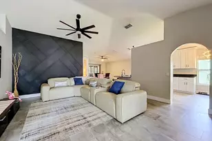 527 Dominish Estates Dr, Apopka, FL 32712 - Photo 7