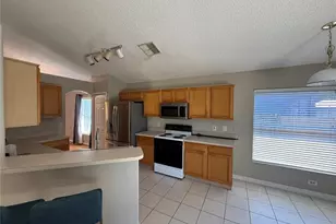 14636 Kristenright Ln, Orlando, FL 32826 - Photo 9