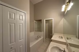 14636 Kristenright Ln, Orlando, FL 32826 - Photo 13