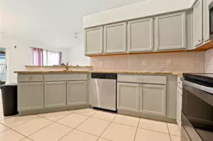 4702 Fort Bravo Ct, Orlando, FL 32822 - Photo 11