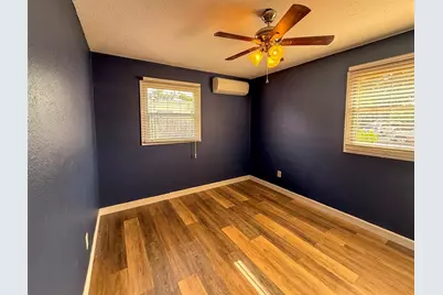 880 Emerald Dr, Mount Dora, FL 32757 - Photo 23