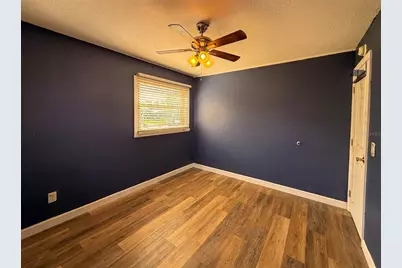 880 Emerald Dr, Mount Dora, FL 32757 - Photo 25