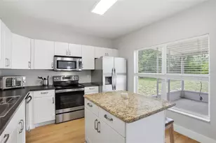 4114 Forest Island Dr, Orlando, FL 32826 - Photo 11