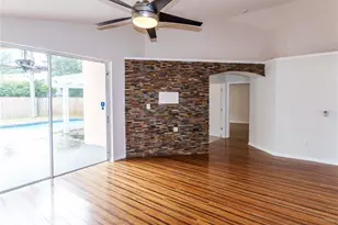 18915 Nest Fern Cir, Tampa, FL 33647 - Photo 11