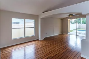 18915 Nest Fern Cir, Tampa, FL 33647 - Photo 9