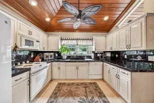 830 Lake Davis Dr, Orlando, FL 32806 - Photo 11