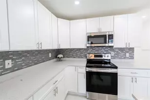 4250 Lake Ave, Kissimmee, FL 34746 - Photo 9