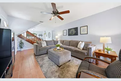 231 Tom Sawyer Court, Orlando, FL 32828 - Photo 13
