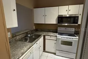 13 Silver Park Cir, Kissimmee, FL 34743 - Photo 5