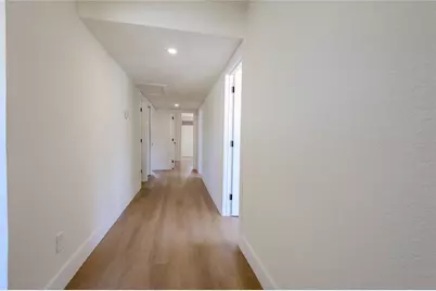 4502 S Grady Avenue, Tampa, FL 33611 - Photo 27