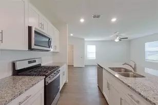 32005 Katelin Cir, Leesburg, FL 34748 - Photo 7