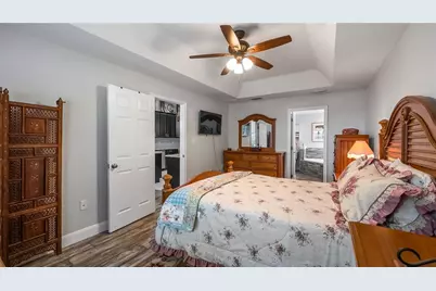 406 S Palm Avenue, Howey in the Hills, FL 34737 - Photo 17