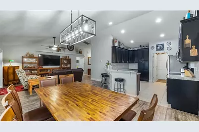 406 S Palm Avenue, Howey in the Hills, FL 34737 - Photo 9