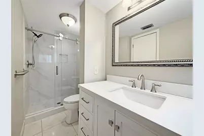 4607 W Fig Street #209, Tampa, FL 33609 - Photo 7