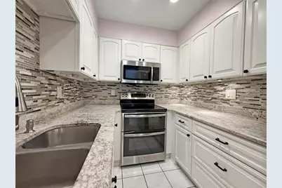 4607 W Fig Street #209, Tampa, FL 33609 - Photo 11