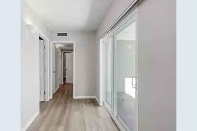 3934 Helena Street NE, Saint Petersburg, FL 33703 - Photo 5