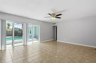 3934 Helena St NE, Saint Petersburg, FL 33703 - Photo 13