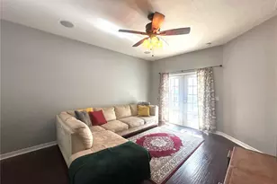 15245 Stonebriar Way, Orlando, FL 32826 - Photo 9