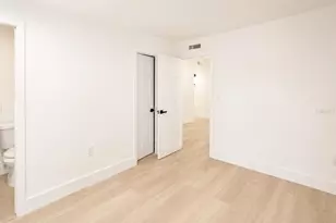 9001 82nd St, Seminole, FL 33777 - Photo 13