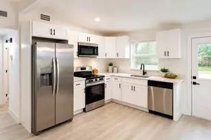 9001 82nd St, Seminole, FL 33777 - Photo 3