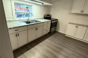 831 School St, Apopka, FL 32712 - Photo 3
