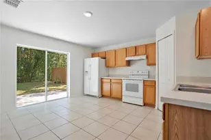 13727 Gentle Woods Ave, Riverview, FL 33569 - Photo 7