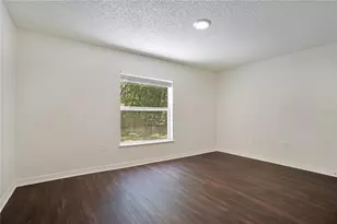 13727 Gentle Woods Ave, Riverview, FL 33569 - Photo 9