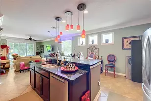 2379 Pickford Cir, Apopka, FL 32703 - Photo 9