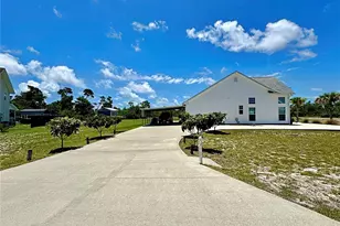 260 Blue Heron Dr, Eastpoint, FL 32328 - Photo 9