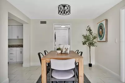 2600 40th Avenue N, Saint Petersburg, FL 33714 - Photo 17