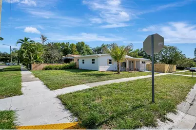 2600 40th Avenue N, Saint Petersburg, FL 33714 - Photo 3