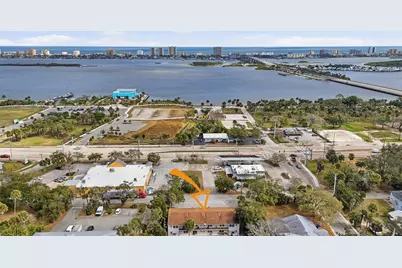 805 Louisville Street, Port Orange, FL 32129 - Photo 35