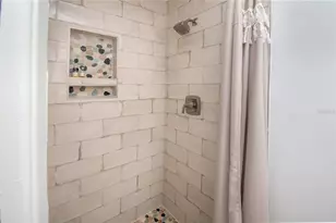2504 Hibiscus Dr W, Belleair Beach, FL 33786 - Photo 19