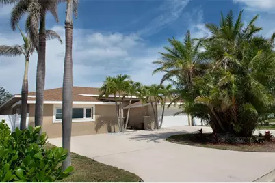 2504 Hibiscus Drive W, Belleair Beach, FL 33786 - Photo 3