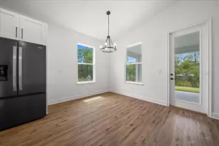 10325 Dotted Wren Ave, Weeki Wachee, FL 34613 - Photo 15