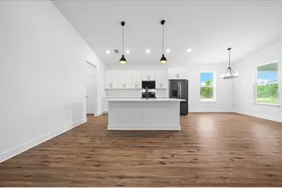 16213 Penn State Road, Weeki Wachee, FL 34614 - Photo 15