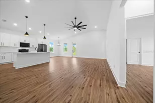 16213 Penn State Rd, Weeki Wachee, FL 34614 - Photo 11