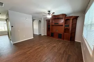 2260 Tradewinds Dr, Kissimmee, FL 34746 - Photo 7
