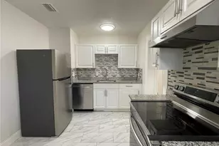 1208 Carlton Ave, Lake Wales, FL 33853 - Photo 9