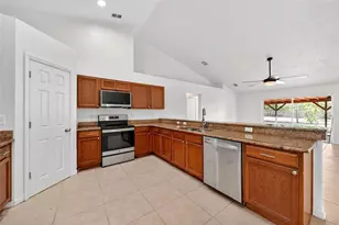 537 Hatchwood Dr, Haines City, FL 33844 - Photo 7