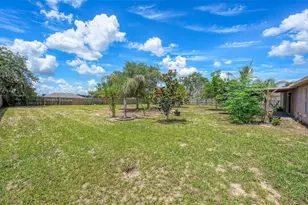537 Hatchwood Dr, Haines City, FL 33844 - Photo 13