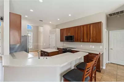 8122 Canyon Lake Circle, Orlando, FL 32835 - Photo 11