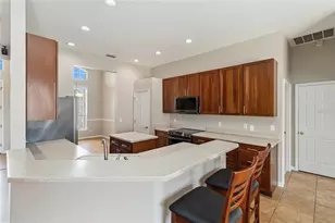 8122 Canyon Lake Cir, Orlando, FL 32835 - Photo 11