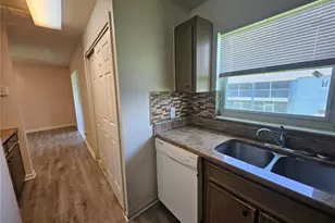 4136 Pershing Pointe Pl, Orlando, FL 32822 - Photo 9