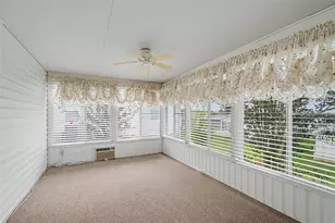 37536 Gill Ave, Zephyrhills, FL 33541 - Photo 13