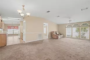 37536 Gill Ave, Zephyrhills, FL 33541 - Photo 7